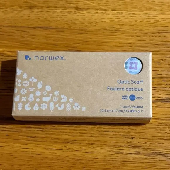 Norwex Optic Scarf Signature Floral Frost NWT - Picture 10 of 11